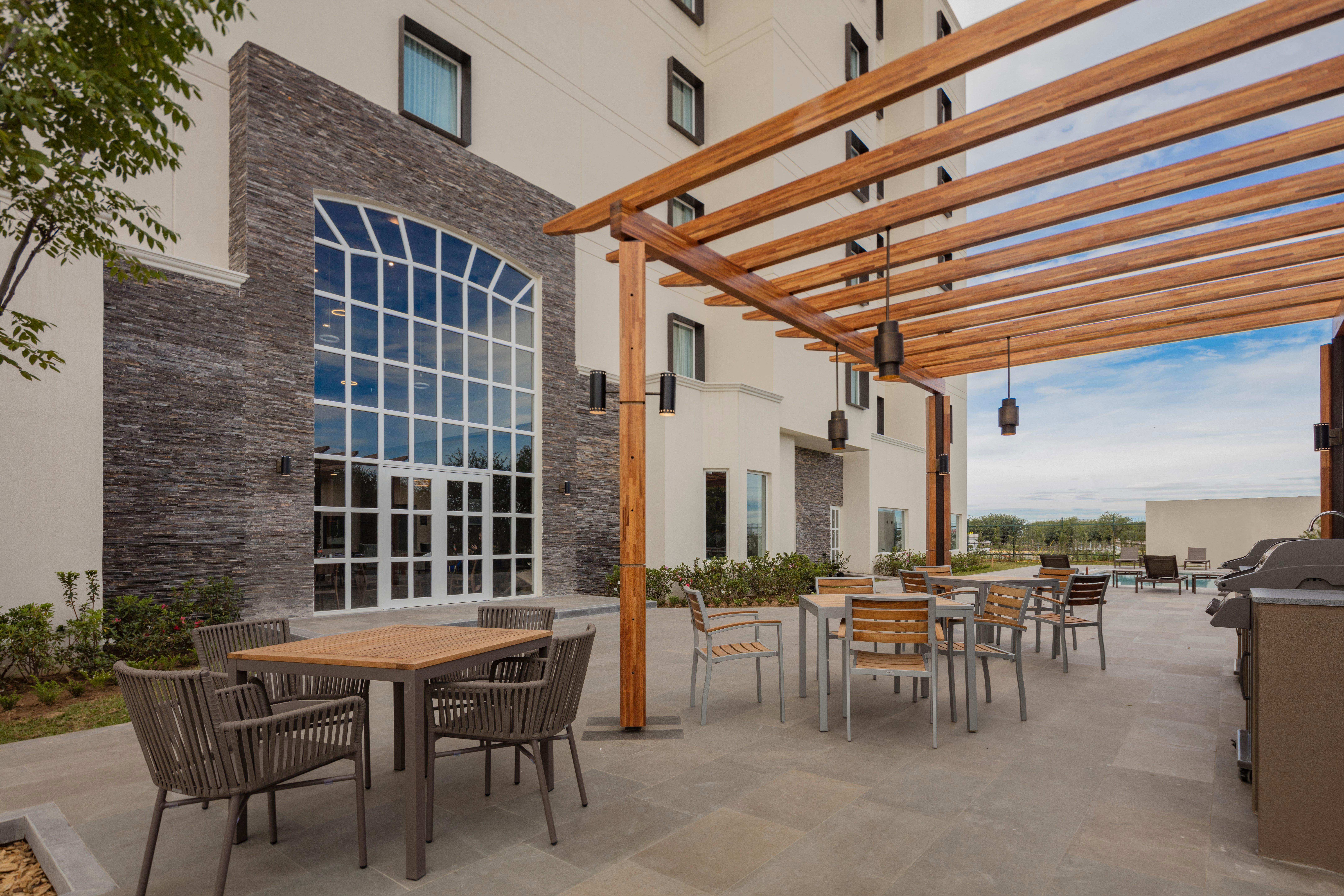 Staybridge Suites - Saltillo By Ihg Exterior foto